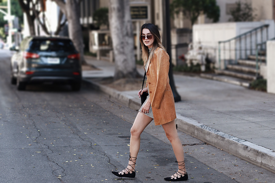 Lace Up Pointed Flats Fashion Blogger