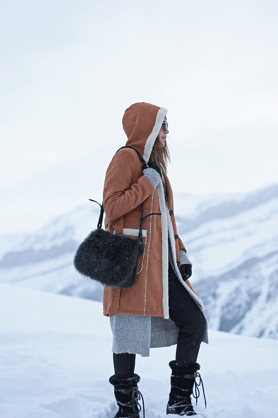 Snow Mountains Warm Shearling Coat