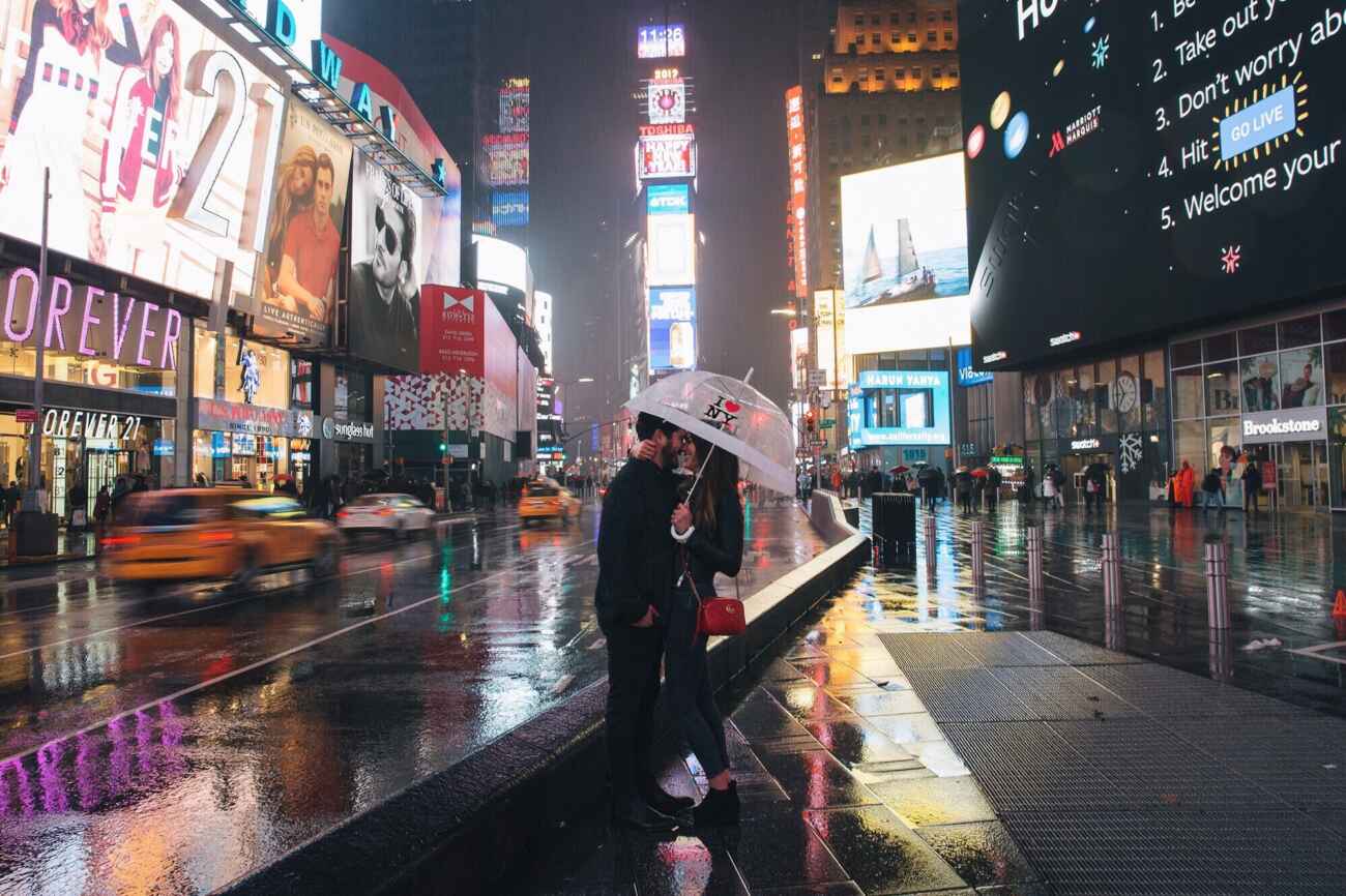 Times Square NYC Blogger