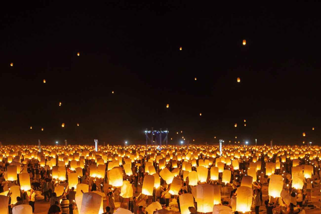 RiSE Lantern Festival | Thrifts and Threads