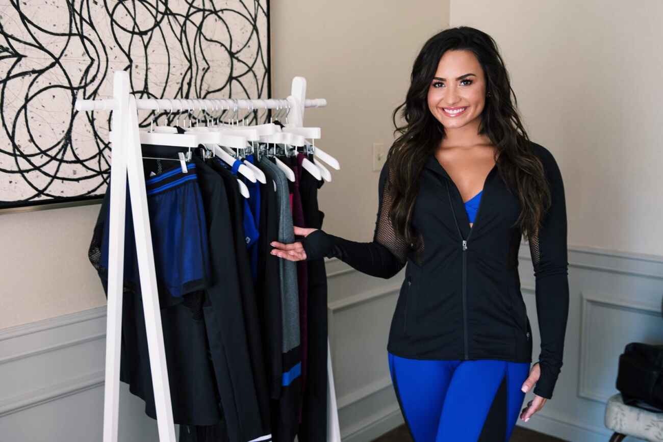 Demi Lovato: Workout Jacket, Black Leggings